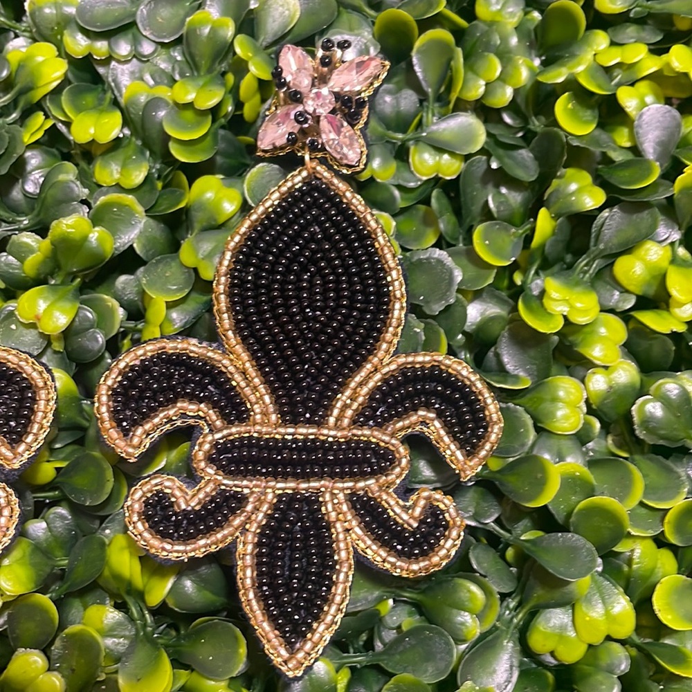 ⚜️❤️ Large Beaded Crystal Fleur de Lis Earrings New Orleans - Picture 3 of 3
